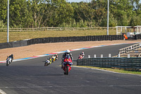 enduro-digital-images;event-digital-images;eventdigitalimages;mallory-park;mallory-park-photographs;mallory-park-trackday;mallory-park-trackday-photographs;no-limits-trackdays;peter-wileman-photography;racing-digital-images;trackday-digital-images;trackday-photos